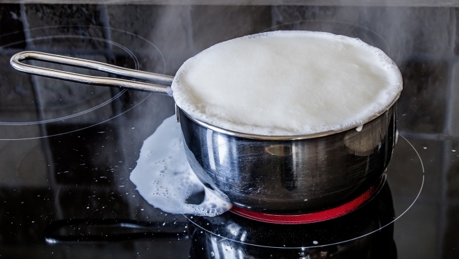 Ученые рассказали о вреде молока для людей в возрасте