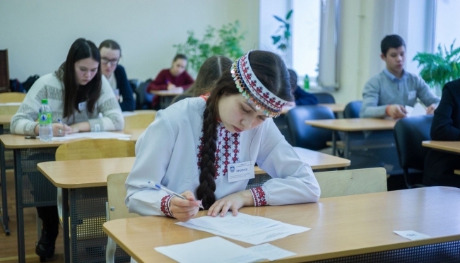 Школьники Марий Эл участвуют в олимпиаде по этнокультурным предметам