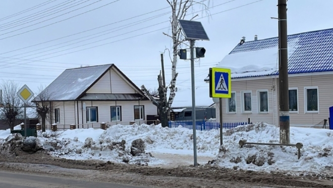 В Козьмодемьянске установили светофоры на солнечных батареях