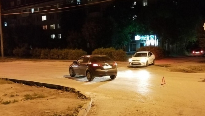 В Йошкар-Оле 38-летний мужчина попал под машину