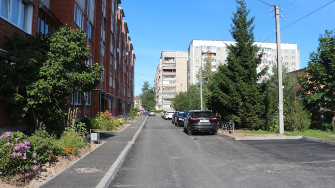 В Йошкар-Оле на ул. Строителей, 36 завершается ремонт ещё одной дворовой территории