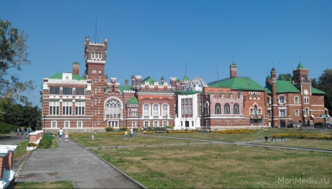 Замок Шереметева принимает эстафету Года театра