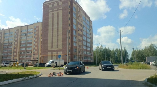 В Йошкар-Оле водитель иномарки сбил 6-летнего велосипедиста