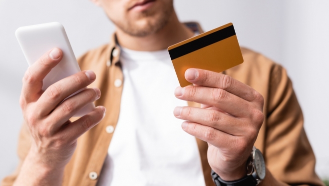 Житель Марий Эл продавал диски для машины и потерял более 125 тысяч рублей