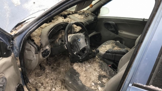 На Казанском тракте на ходу загорелась машина