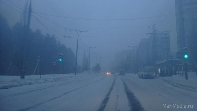 Сотрудники УГИБДД МВД республики просят водителей перейти на зимний стиль вождения