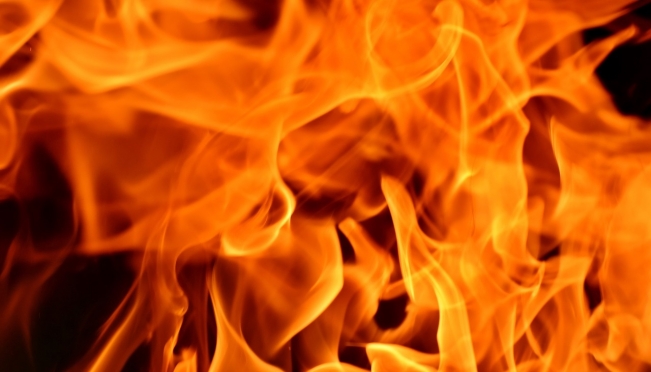 В Йошкар-Оле сгорела торговая палатка