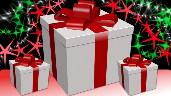 Учителей и врачей хотят оставить без подарков