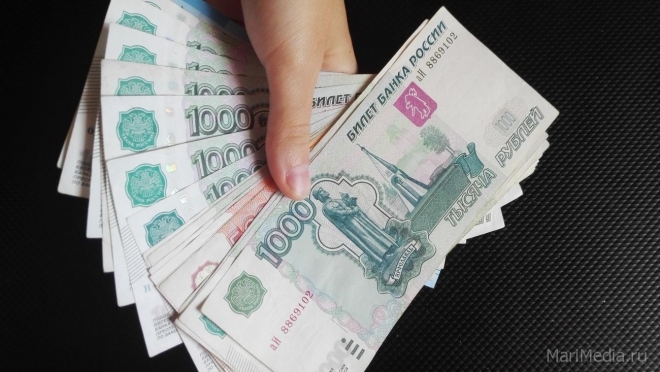 Аферисты оформили на женщину два кредита на сумму более 350 тысяч рублей