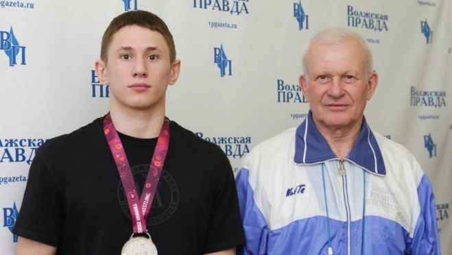 Борец из Волжска завоевал две путёвки на Чемпионат мира по греко-римской борьбе