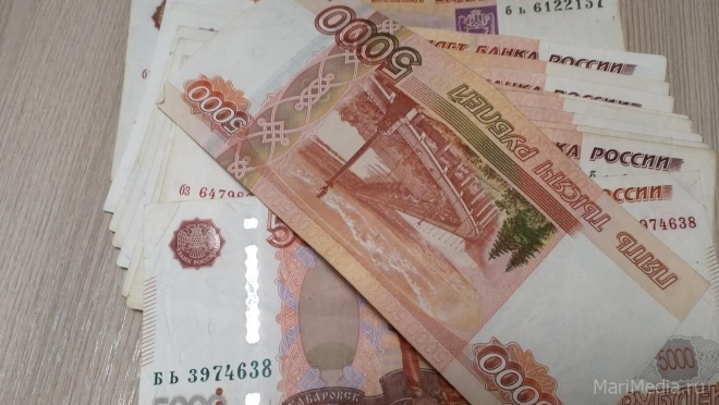 Йошкаролинка за снятие порчи заплатила 366 тысяч рублей