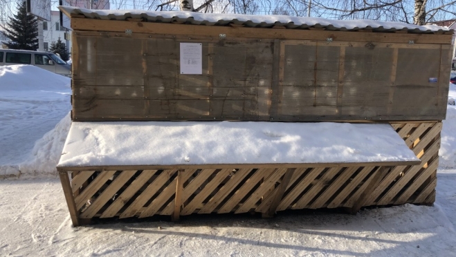 В Йошкар-Оле обнаружили самовольно установленную торговую палатку