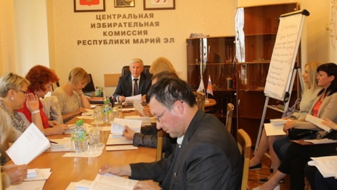 В ЦИК Марий Эл заверили республиканский список кандидатов