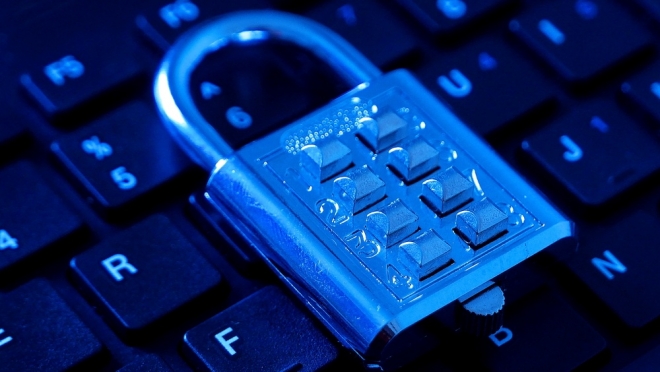 Минцифры опровергло информацию об утечке персональных данных с портала Госуслуг