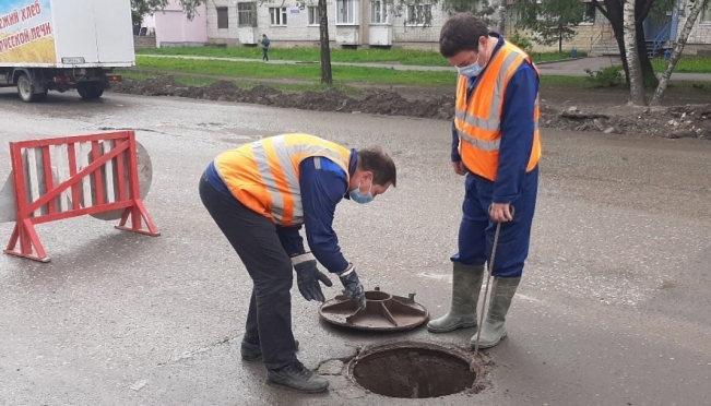 Из-за ремонта водопровода в Йошкар-Оле перекрыли бульвар Данилова