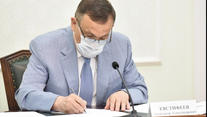 Глава Марий Эл выделил 3 млн рублей на закупку тест-систем