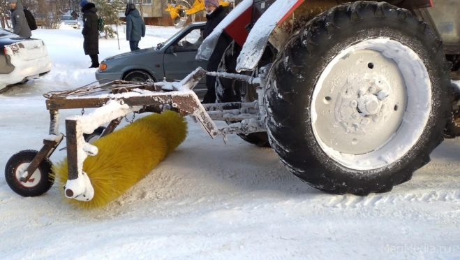 В районах Марий Эл заработали горячие линии по уборке снега