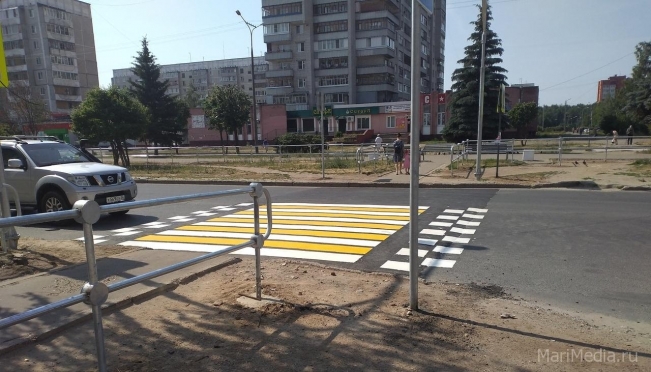 В Йошкар-Оле пешеходные переходы «готовят» к новому учебному году