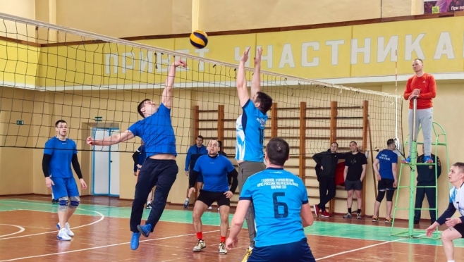 Марийские спасатели выявили лучших волейболистов