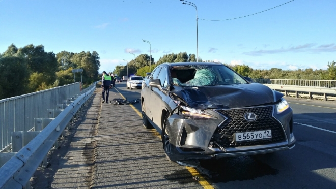 На 97 км автодороги «Вятка» Lexus сбил насмерть велосипедиста