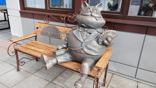 Новую кошачью скульптуру в Йошкар-Оле изготовил мастер из Набережных Челнов
