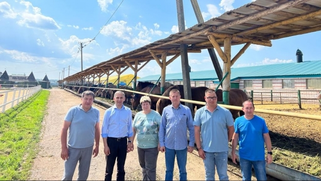 Дмитрий Бутусов высоко оценил уровень развития племенного животноводства в Марий Эл