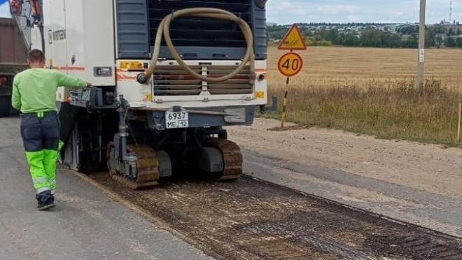В Мари-Турекском районе продолжается ремонт дорог