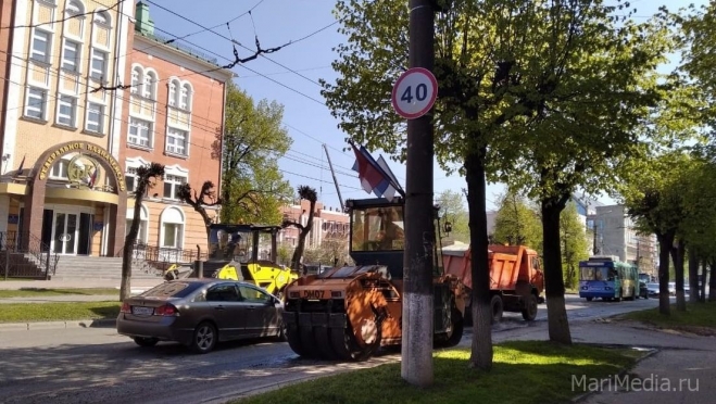 На дорогах Йошкар-Олы проводят ямочный ремонт