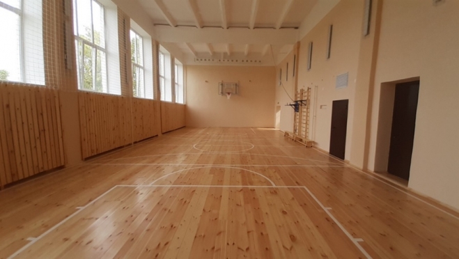 В одной из школ в Оршанском районе обновили спортзал