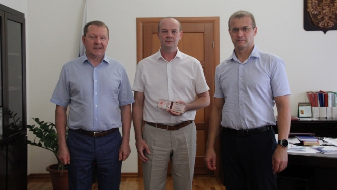 Судье Горномарийского районного суда вручили удостоверение