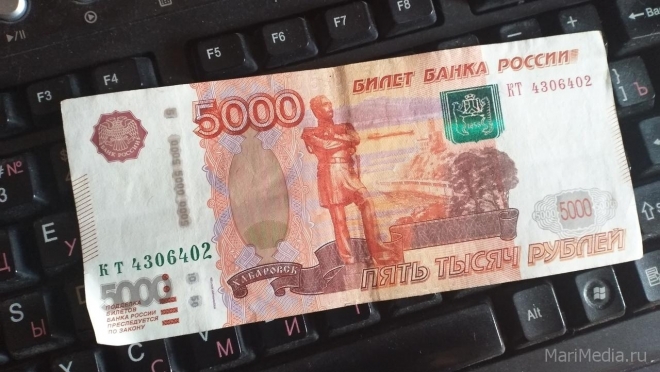 Неизвестный на АЗС расплатился фальшивой 5-тысячной купюрой