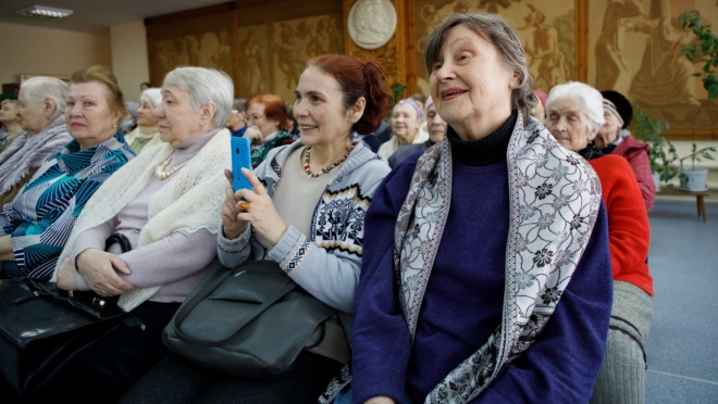 В Козьмодемьянске запустили проект «Научим шить, вязать, присмотрим за ребёнком»