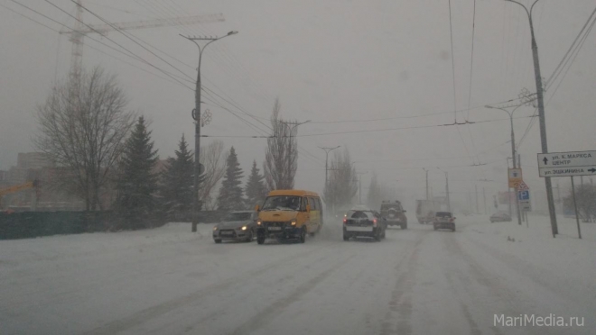 ГИБДД рекомендует водителям без особой надобности не садиться за руль