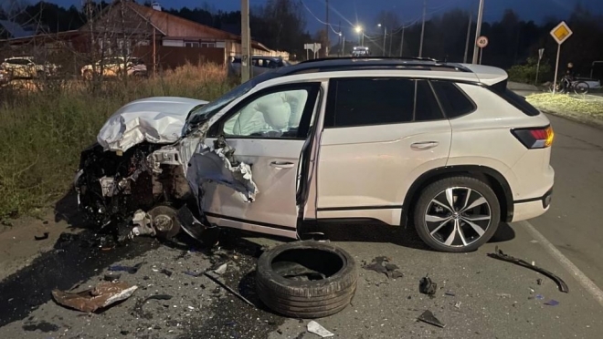 В Волжске водитель автобуса пострадал в ДТП