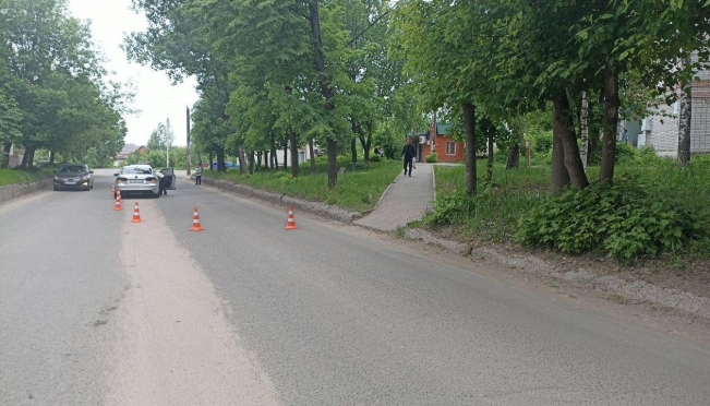 В Волжске ребёнок выскочил на проезжую часть и попал под машину