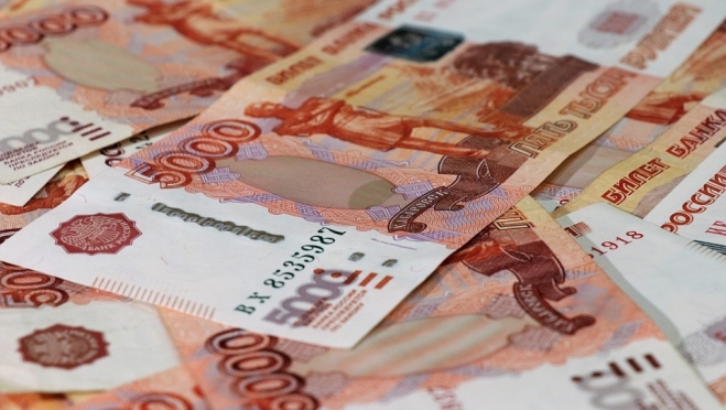 Средняя зарплата российских чиновников достигла почти 50 000 рублей