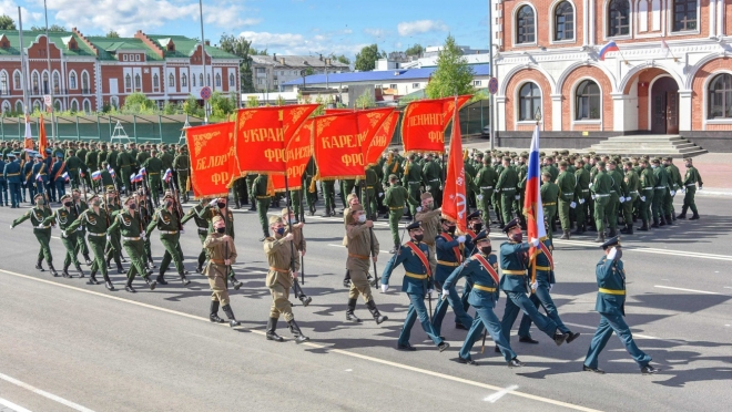 Прямая трансляция парада Победы на сайте МариМедиа