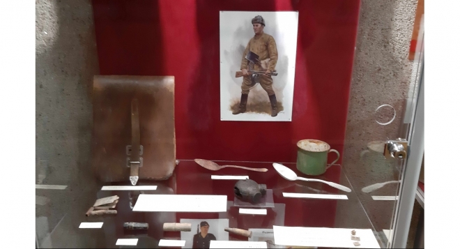 Идем искать ровесников следы