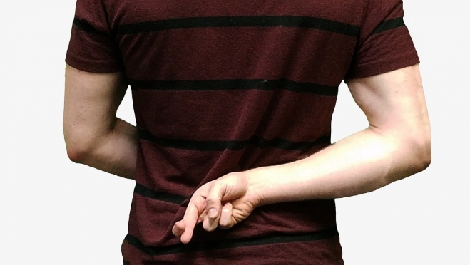 Йошкаролинец накупил на фальшивые деньги пиццу, роллы и напитки