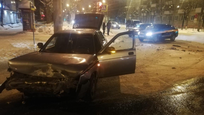 В Йошкар-Оле ищут очевидцев ДТП