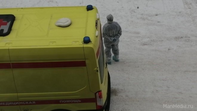 Инфекционные стационары продолжают принимать больных пневмонией и ковид