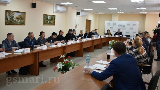 Студенческим семьям в Марий Эл придут на помощь социальные няни