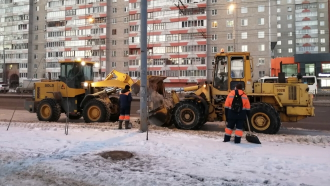 В Йошкар-Оле продолжается уборка улиц от снега и льда