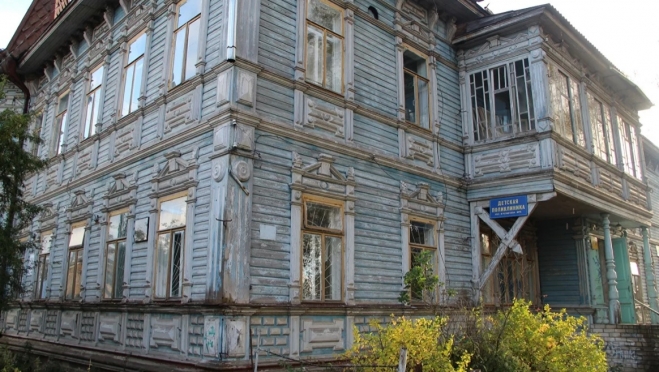 Жители Марий Эл могут купить дом за один рубль на родине Деда Мороза