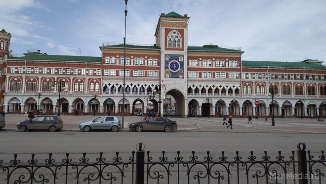 В городе ограничена парковка вдоль Ленинского проспекта