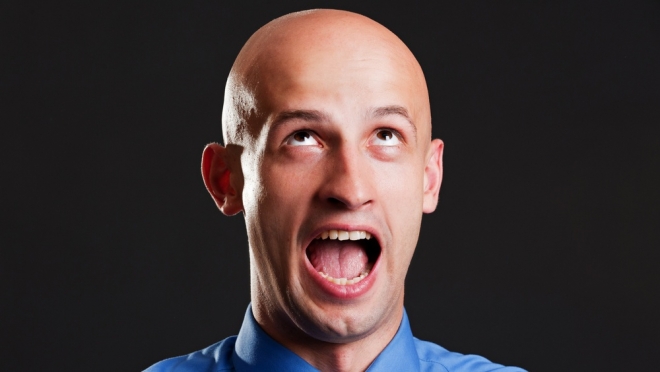 Учёные считают, что энергетики вызывают облысение