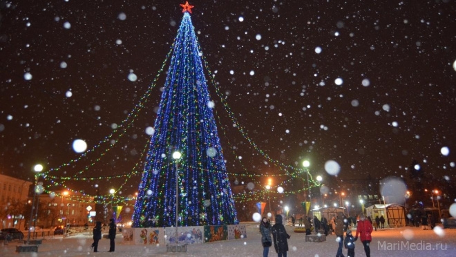 «Новогодний калейдоскоп» на площади Ленина