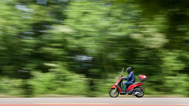 В Йошкар-Оле мопед столкнулся с иномаркой
