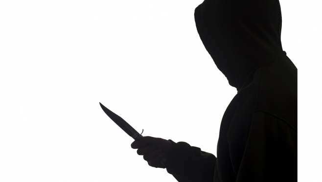 В Йошкар-Оле рецидивист несколько раз ударил ножом своего знакомого