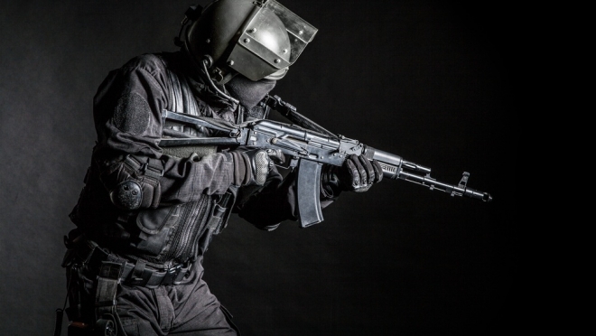 ФСБ задержала в Татарстане и Крыму группу финансистов ИГ